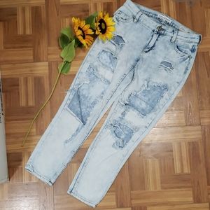 BULLHEAD destroyed jeans